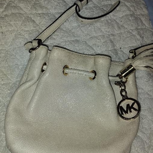 Michael Kors - Picture 1 of 1